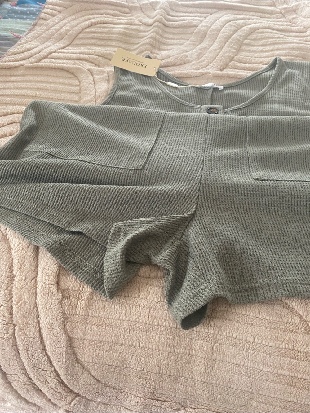 Sleeveless Olive Waffle Knit Romper with Front Buttons - Picture 4 of 10
